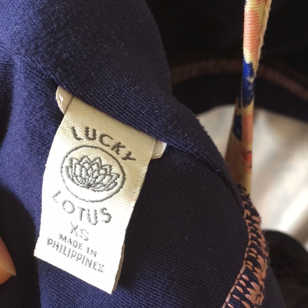 Like-new Lucky Brand exercise top - Picture 5 of 5